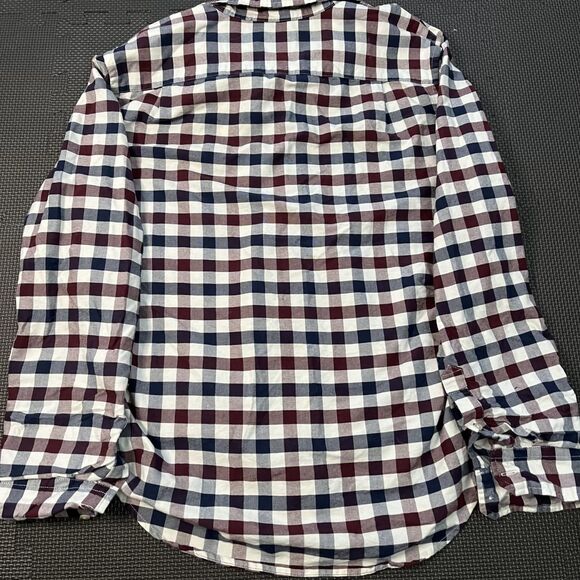 Medium Mens American Eagle Plaid Button Up Dress Shirt - Picture 4 of 4